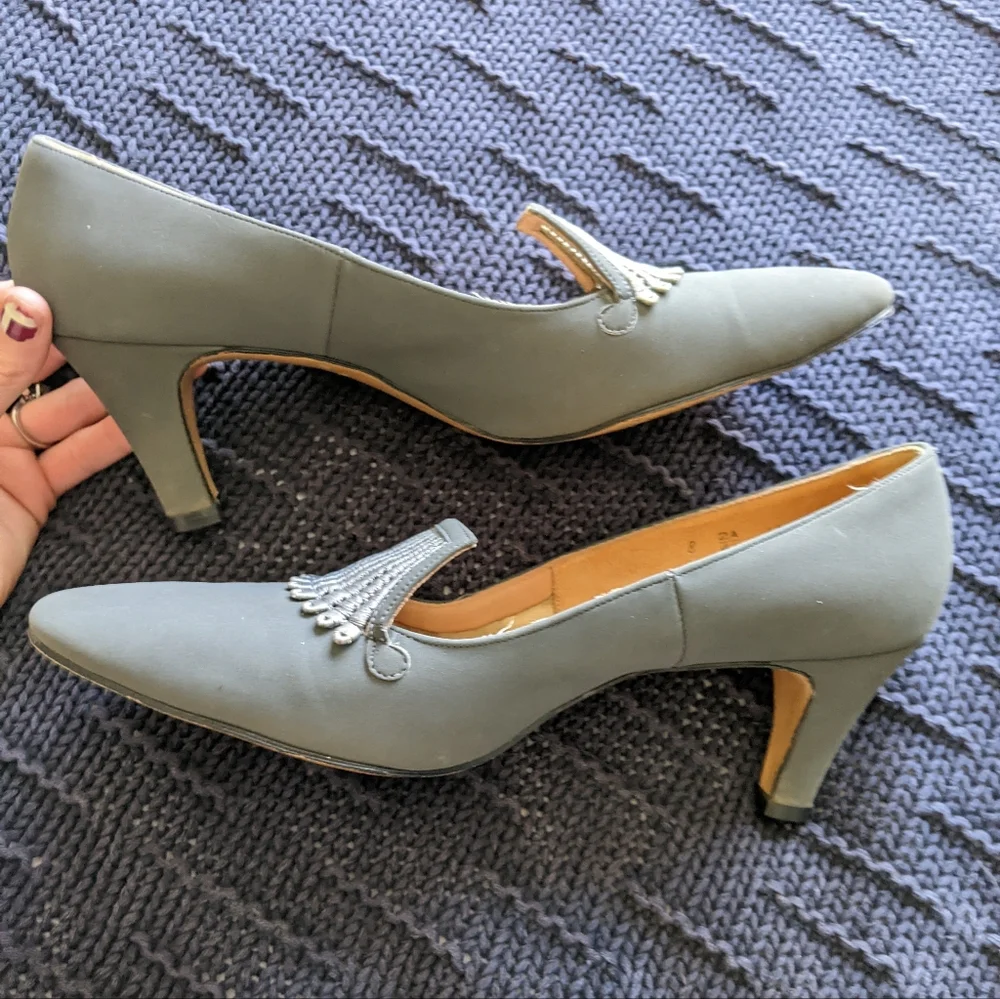 VTG Vitality Grey Heels Sz 7 - Picture 8 of 16